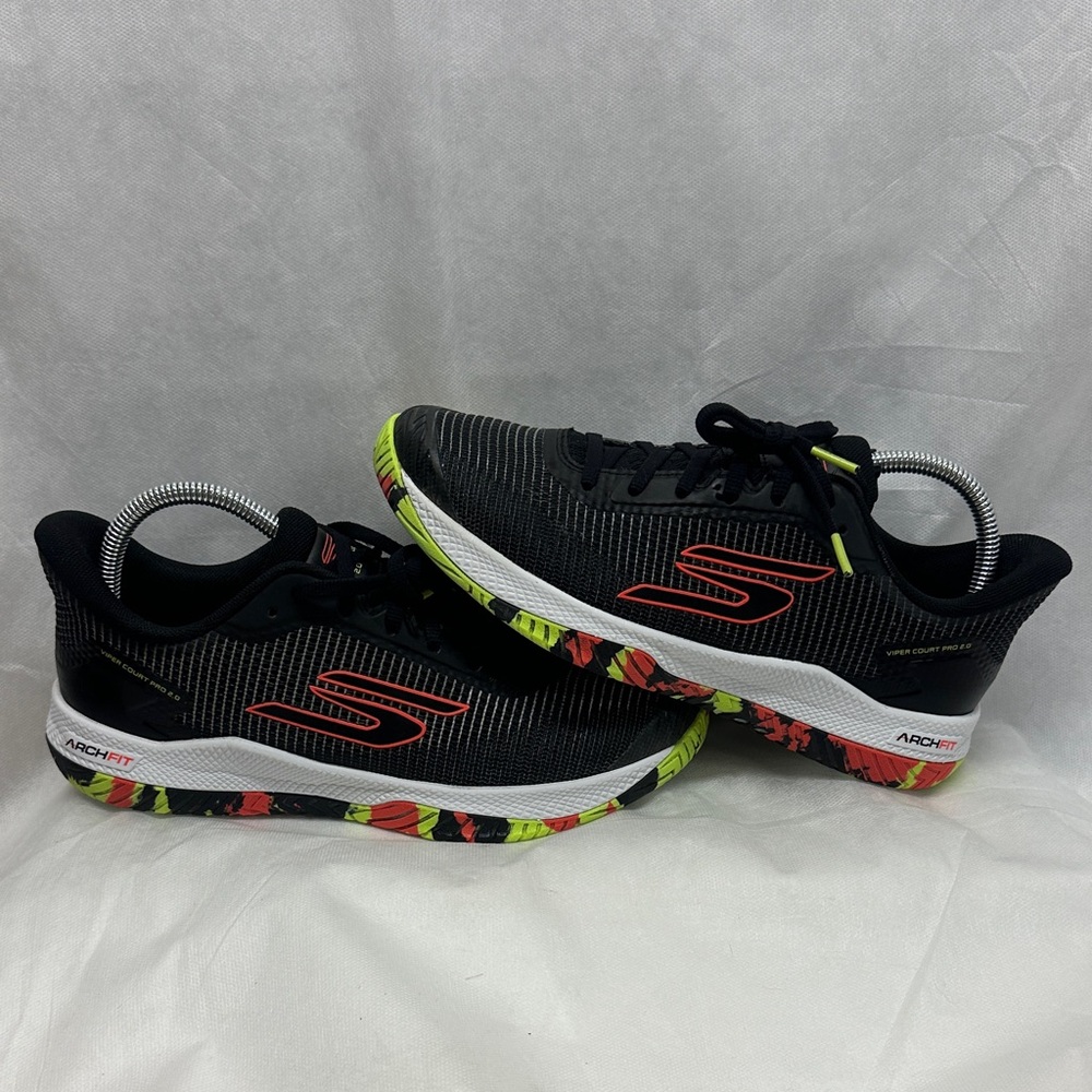 Skechers shoes